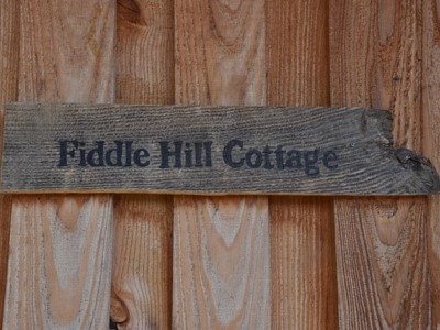 Sign fiddle hill